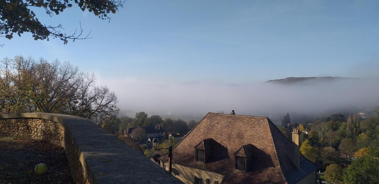Le Baron Perche Saint-Cyprien (Dordogne) Exterior foto